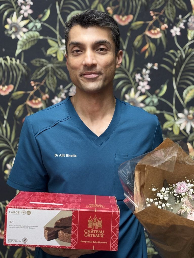 Dr Ajit Bholla